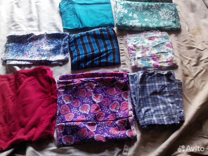 Отрезы тканей для шитья