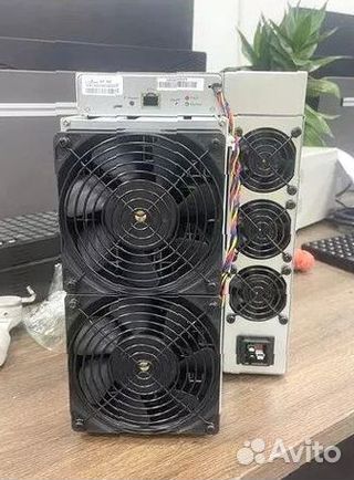 Bitmain Antminer S21 200