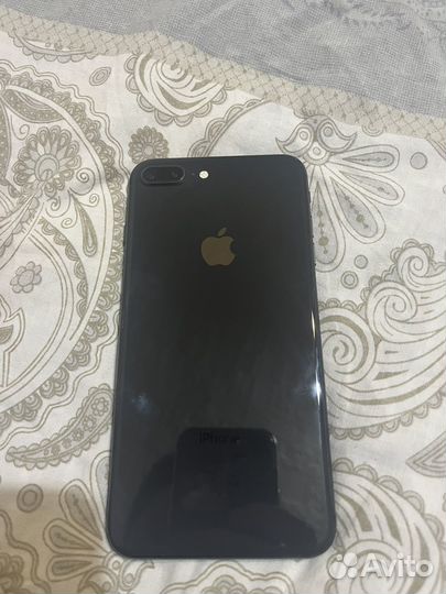 iPhone 8 Plus, 64 ГБ