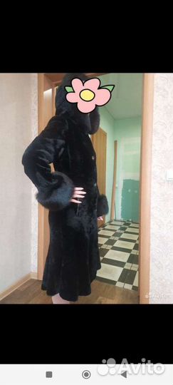 Шуба мутоновая с капюшоном