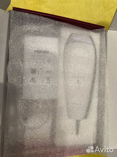 Компактный фотоэпилятор Philips Lumea Essential BR