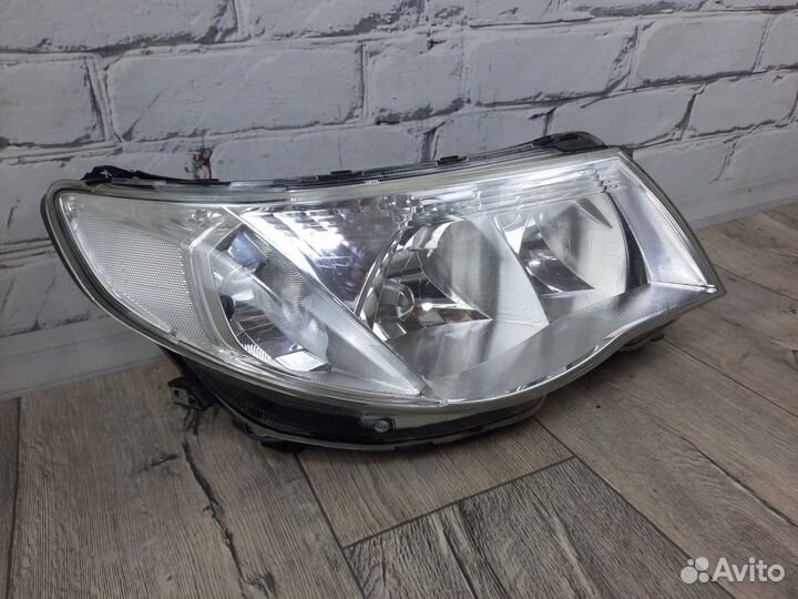 Фара правая Forester Форестер 08