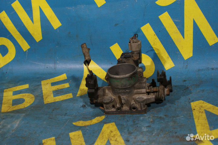 Дроссельная заслонка Toyota Corolla E11