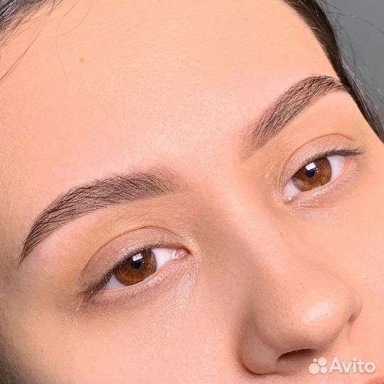 Мастер бровист