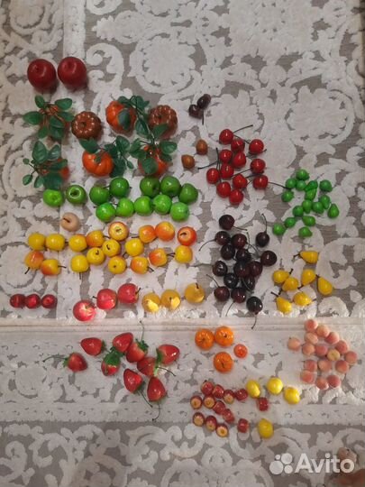 Фрукты декоративные
