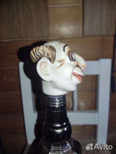 Фарфоровая статуэтка пробка