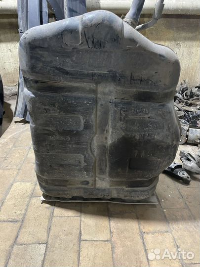 Топливный бак Honda Civic 8 4D