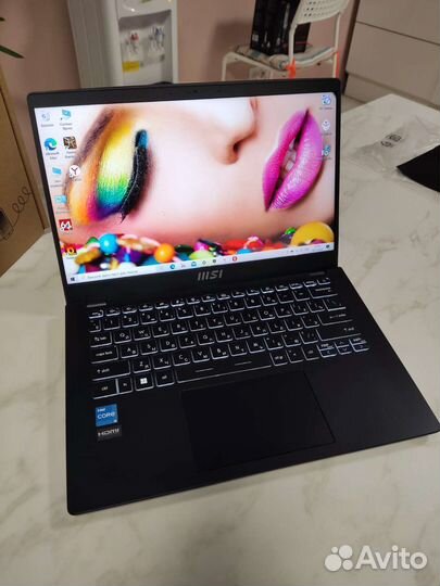 Новый MSI Core i3 1215 8Gb 256Gb 14