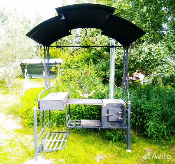 Мангал с печью и столиком