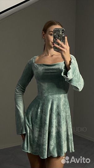 Платье велюровое мини аквамарин