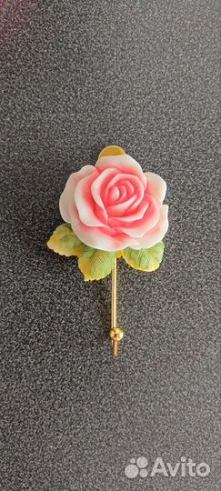 Крючок интерьерный 