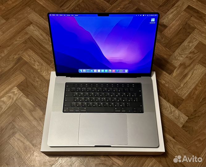 MacBook Pro M1 16