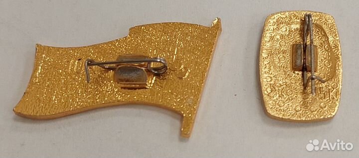 Значки СССР, США - флаги; В.И.Ленин