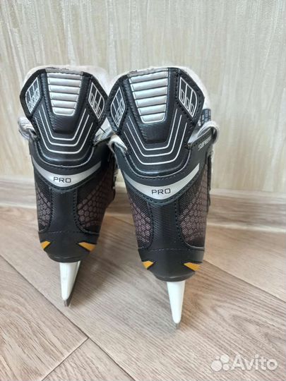 Хоккейные коньки bauer supreme
