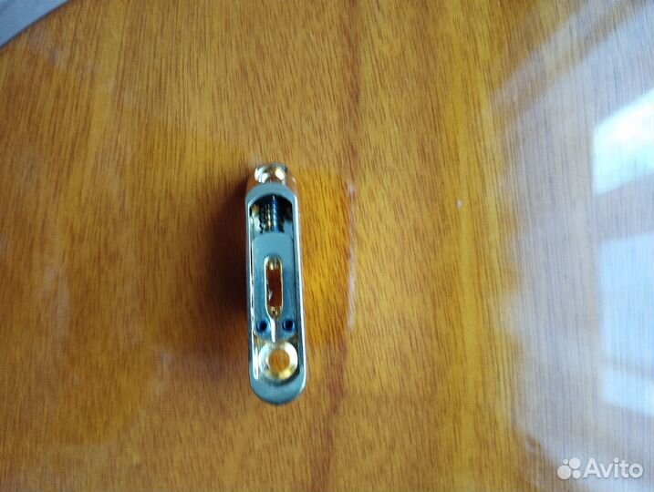 Струнодержатель на гитару под каждую струну