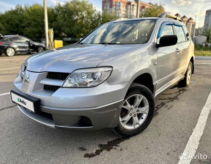 Mitsubishi Outlander 2.0 МТ, 2008, 130 500 км