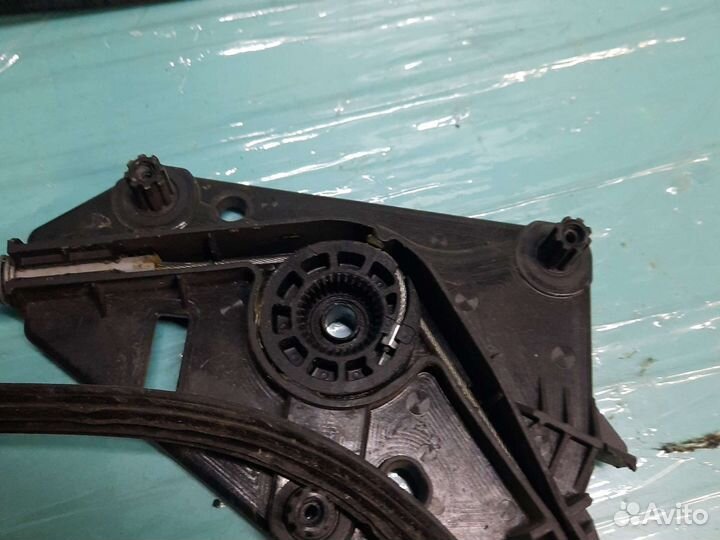 Стеклоподъемник передний левый volkswagen passat c