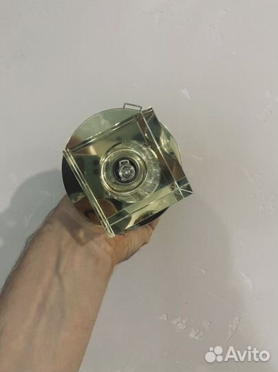 Светильник потолочный встраиваемый