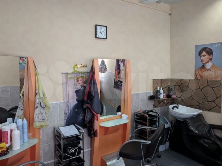 Продам торговое помещение, 326 м²