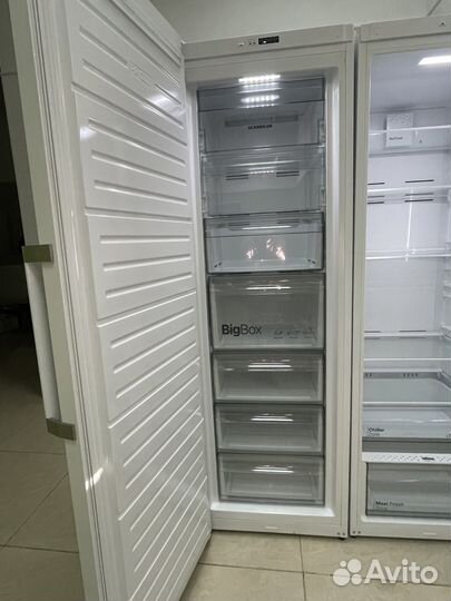 Морозилка бу вертикальная