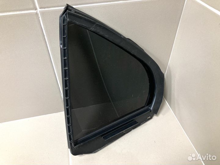 Форточка задней правой двери Mitsubishi Lancer 10