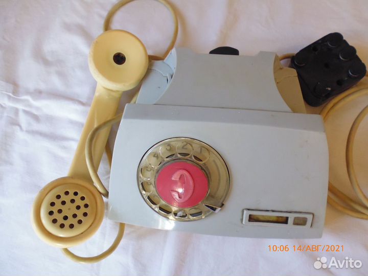 Телефон П-170