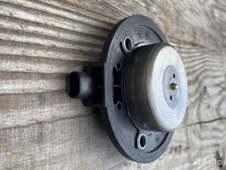 Клапан фаз грм VAG 06L109259A