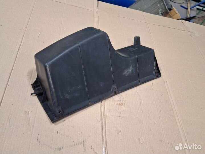 Бардачок Volkswagen Passat B3 88-92г