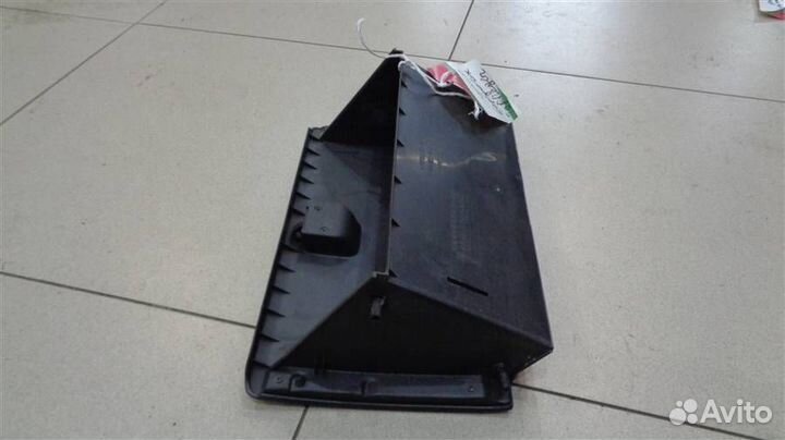 Бардачок Daihatsu Storia 1998-2000