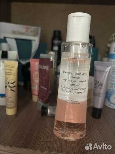 Двухфазное средство для снятия макияжа Avene