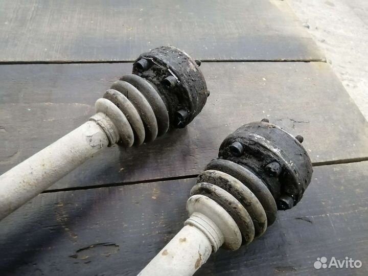 Привода передние Ауди 80 Б3 1.8L в сборе