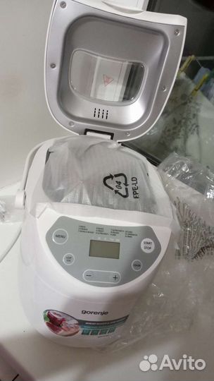 Хлебопечка новая