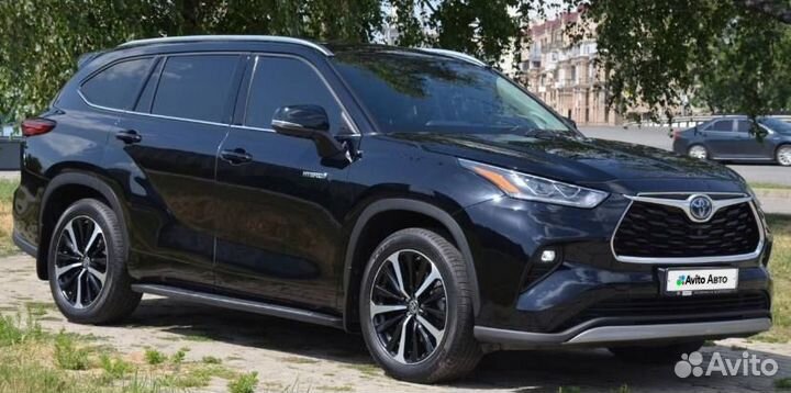 Toyota Highlander 2.5 AT, 2021, 51 000 км