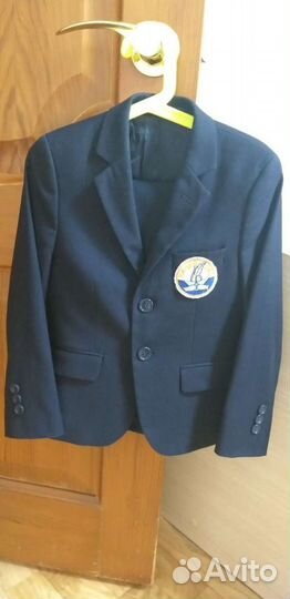 Школьный костюм для первоклассника