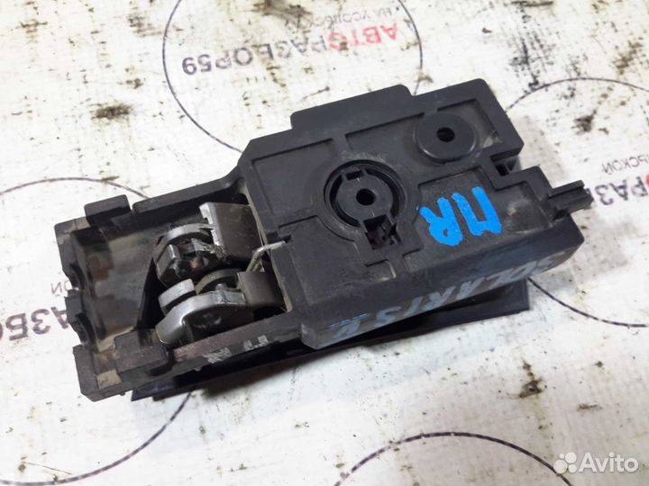 Ручка двери передняя правая Hyundai Solaris 1