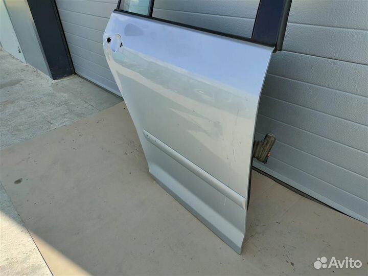 Дверь задняя правая Volkswagen Golf Plus (2005-20