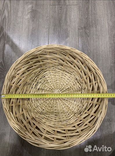 Корзины плетеные пластиковые