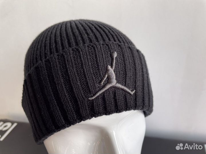Шапка мужская jordan