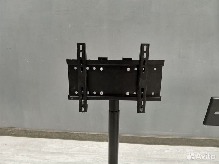 Кронштейн для телевизора