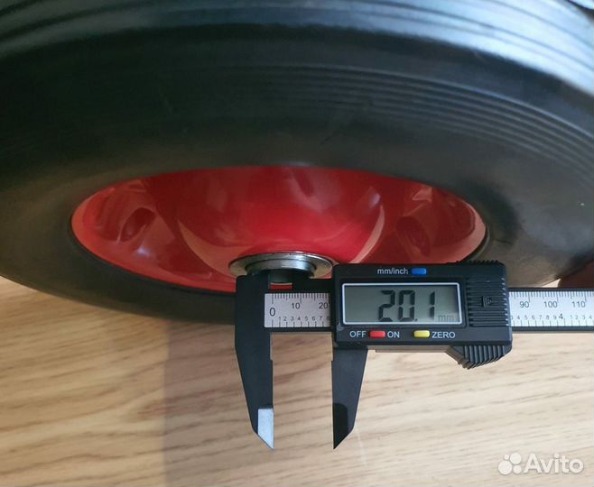 Колёса для садовой тачки