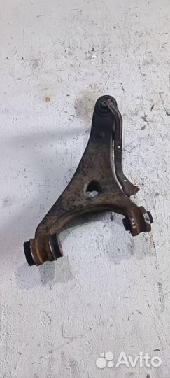 Рычаг задний верхний левый 20252FG010