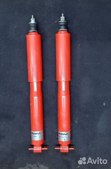 Амортизатор передний Koni Heavy Track 8240-1176 PX