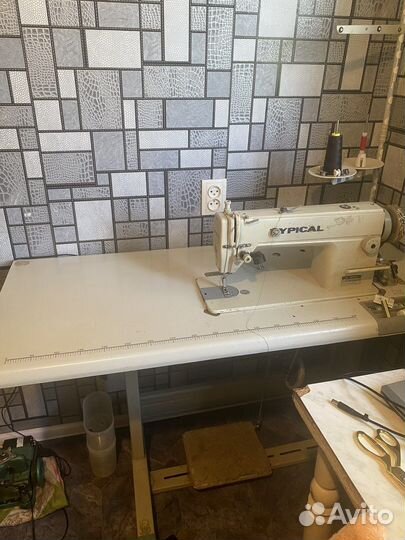 Швейная машина typical
