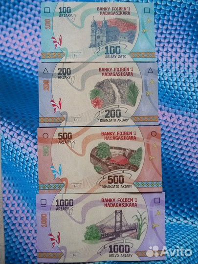 Боны Мадагаскар UNC пресс