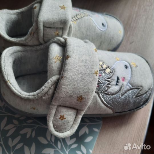 Тапочки для девочки р 24