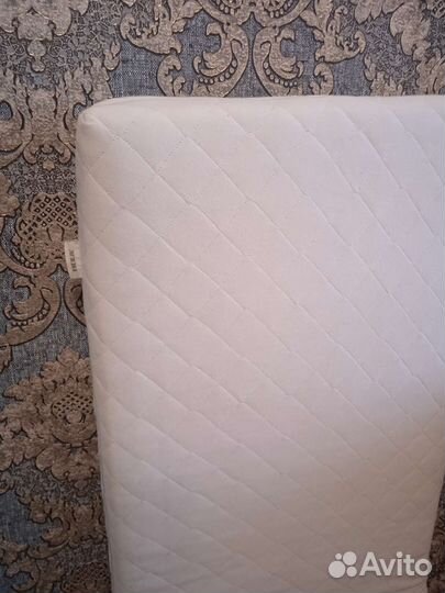 Матрас в детскую кроватку с чехлом