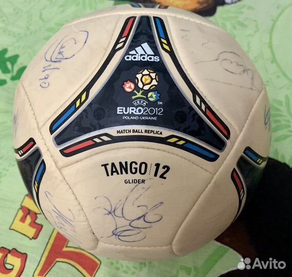 Мяч с автографами футболистов фк Кубань Adidas