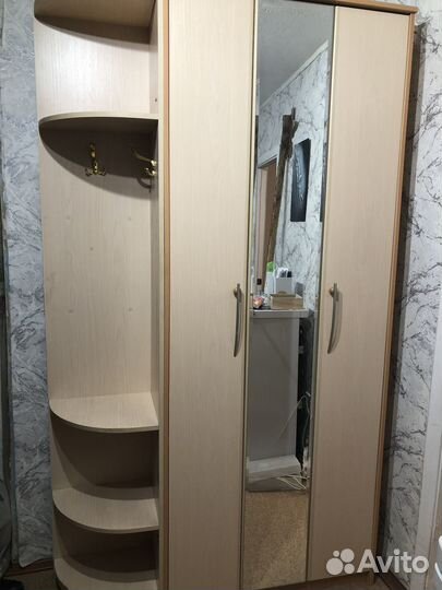 Шкаф в прихожую