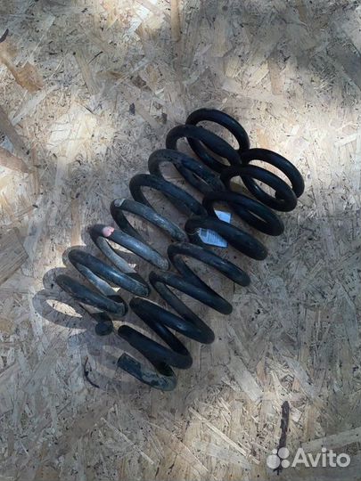 Пружина подвески (пара) задняя Suzuki Grand Vitara