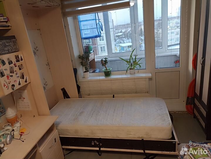 Подъемная шкаф Кровать